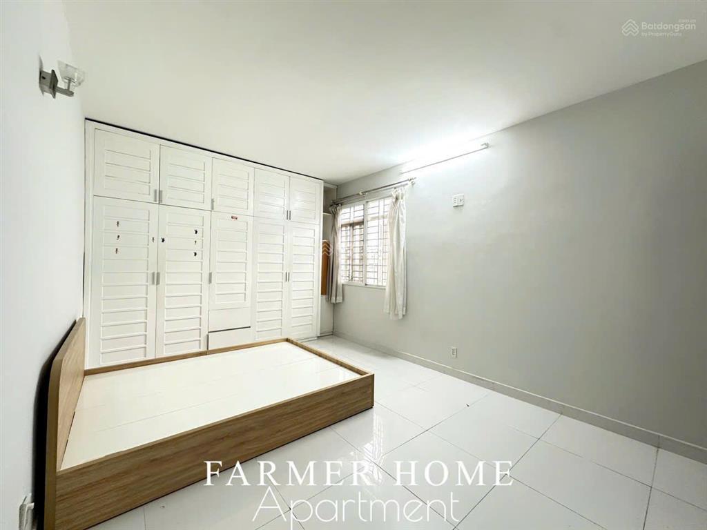 Cho thuê căn hộ 2pn 50m2 ban công full nội thất gần vòng xoay dân chủ quận 3