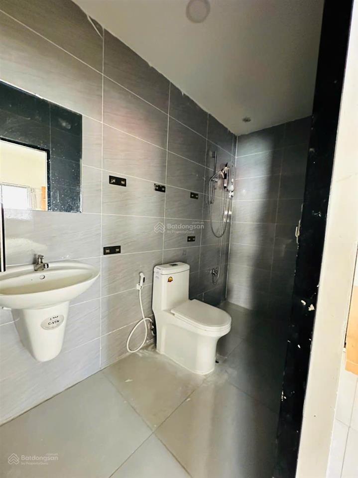 Cho thuê căn hộ 1pn 35m2 cửa sổ thoáng mát, full nội thất gần công viên lê thị riêng quận 10