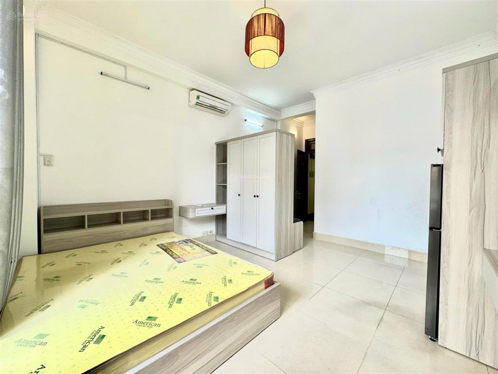 Cho thuê căn hộ studio 35m2 ban công mặt tiền sư vạn hạnh, ngay bv nhi đồng 1 | quận 10