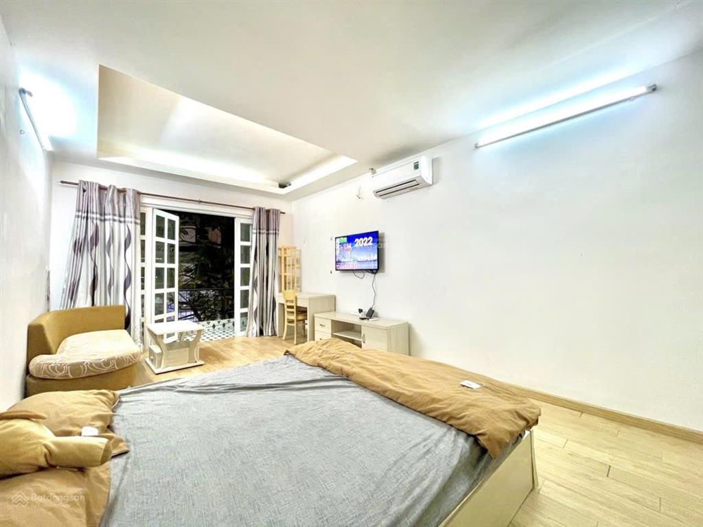 Cho thuê căn hộ 1pn 50m2 ban công có giặt riêng mặt tiền lê văn sỹ | quận 3