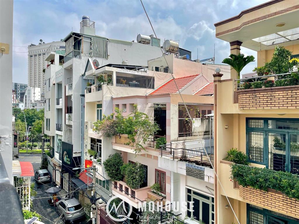 Căn hộ studio 35m2 ban công full nội thất ngay cầu lê văn sỹ, quận 3