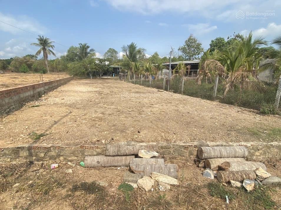 Chính chủ cần gửi bán gấp 345,7m2 đất full thổ cư. đường 6m xe hơi quay đầu, sát bên quốc lộ 20