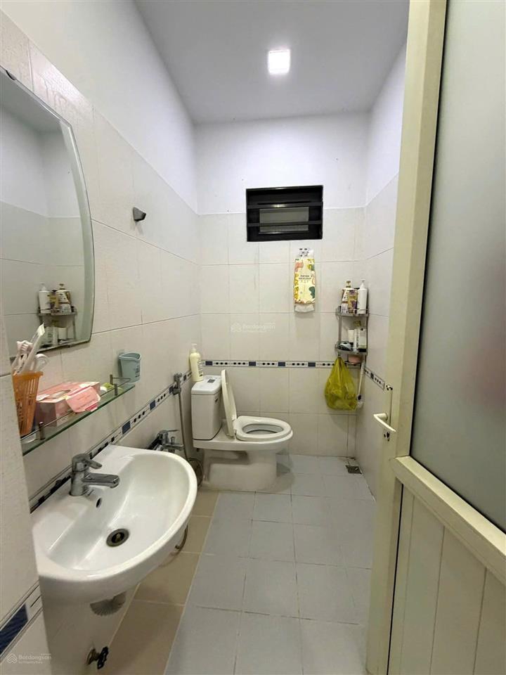 Chính chủ gửi bán nhà 4 tầng hxh 6m có lề quang trung p8  gò vấp 4x15m giá 7,55 tỷ tl