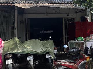Chính chủ cần bán căn nhà c4 ngay gần ngã 4 đường 17 và 13