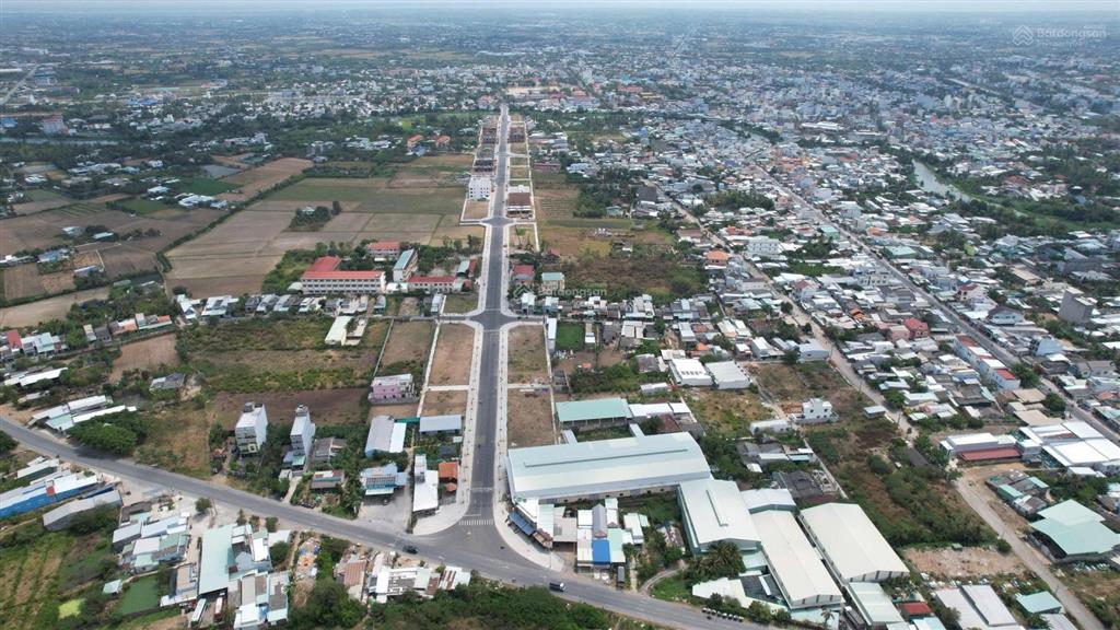 Bán nhà phố đẹp xuất sắc tại gò công, nguyễn trọng dân, 5tỷ, 115m2, 3 tầng