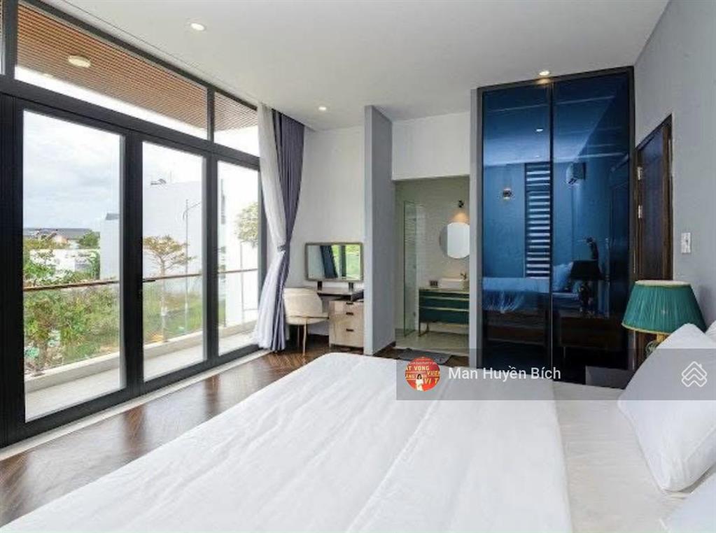 Bán gấp căn villa euro village 2 hoà xuân, đà nẵng, 3 tầng, sổ đỏ chính chủ, hồ bơi, full nội thất.