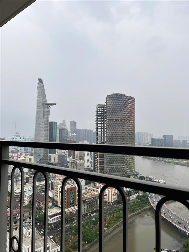 Bán căn hộ saigon royal 60 m2  2 pn  6.850 tỷ