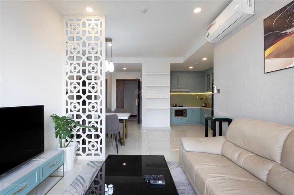 Bán căn hộ saigon royal 60 m2  2 pn  6.850 tỷ