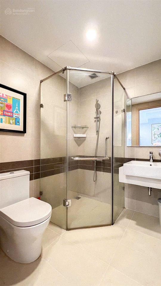 Bán căn hộ rivergate 56m2  2 pn  6.8 tỷ  view sông