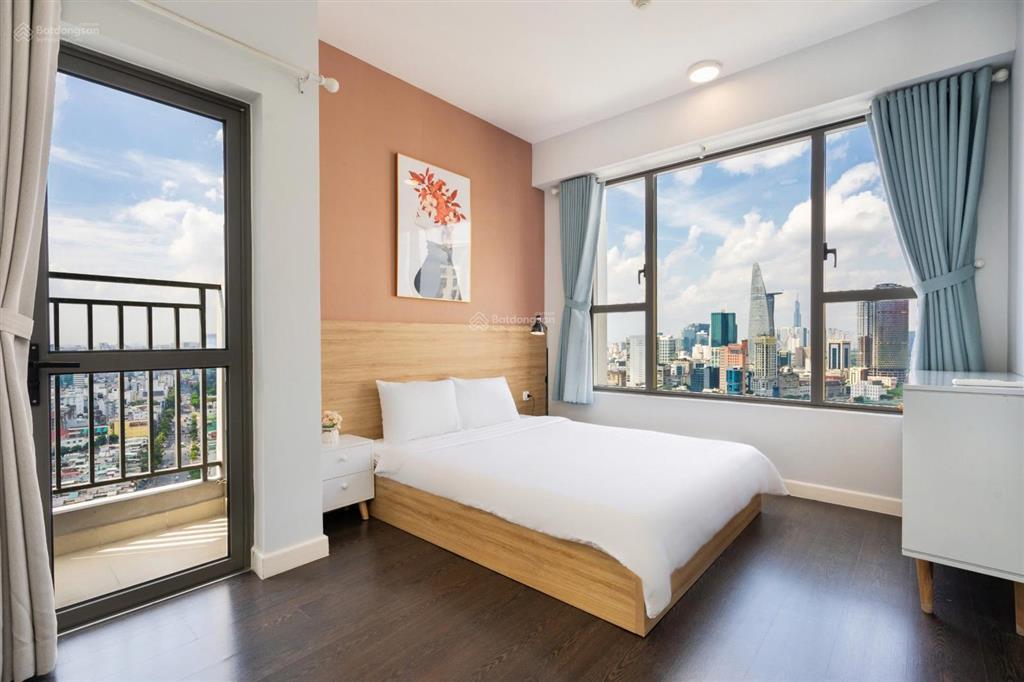 Bán căn hộ rivergate 56m2  2 pn  6.8 tỷ  view sông