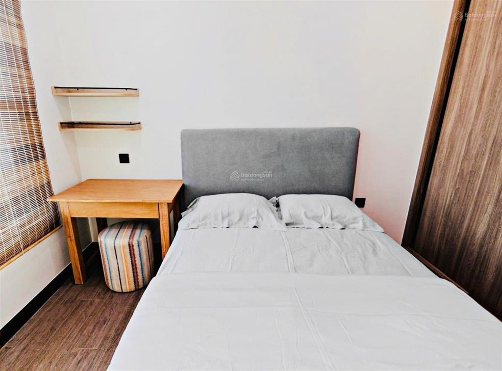 Cho thuê căn hộ de la sol quận 4 view sông 111m² full nội thất cao cấp 38 tr đang trống, nhận ngay