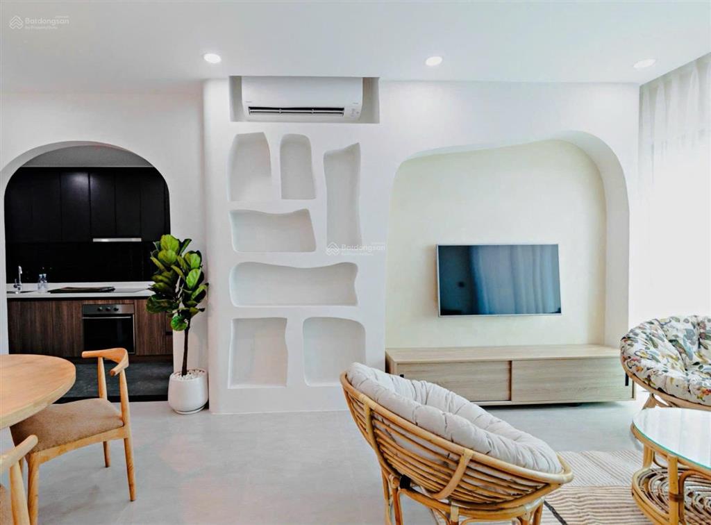 Cho thuê căn hộ de la sol quận 4 view sông 111m² full nội thất cao cấp 38 tr đang trống, nhận ngay