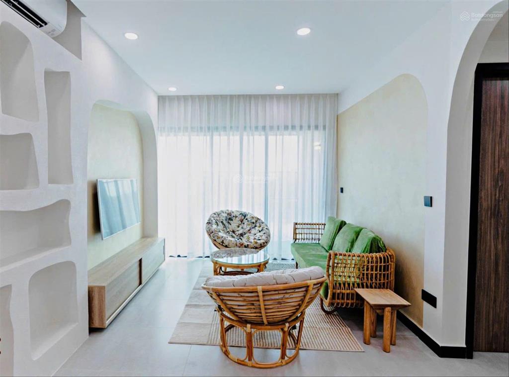 Cho thuê căn hộ de la sol quận 4 view sông 111m² full nội thất cao cấp 38 tr đang trống, nhận ngay