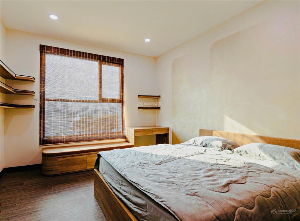 Cho thuê căn hộ de la sol quận 4 view sông 111m² full nội thất cao cấp 38 tr đang trống, nhận ngay