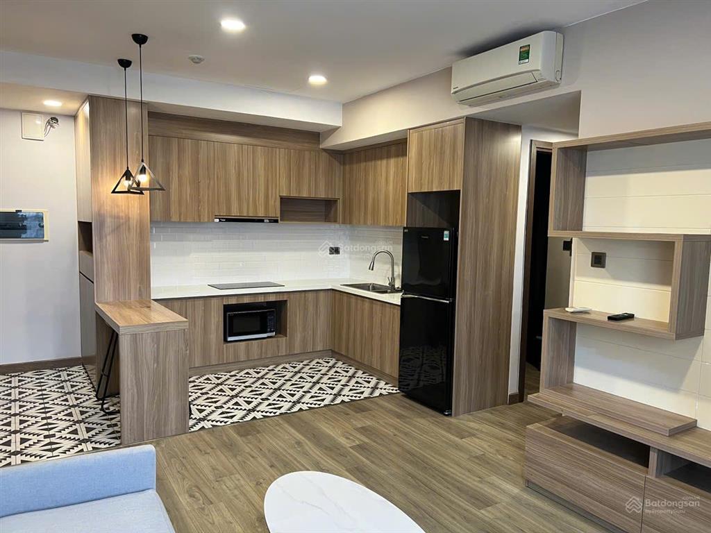Cho thuê căn góc saigon royal quận 4 view bitexco sông sài gòn 57m2 2pn 22 tr/th trống sẵn