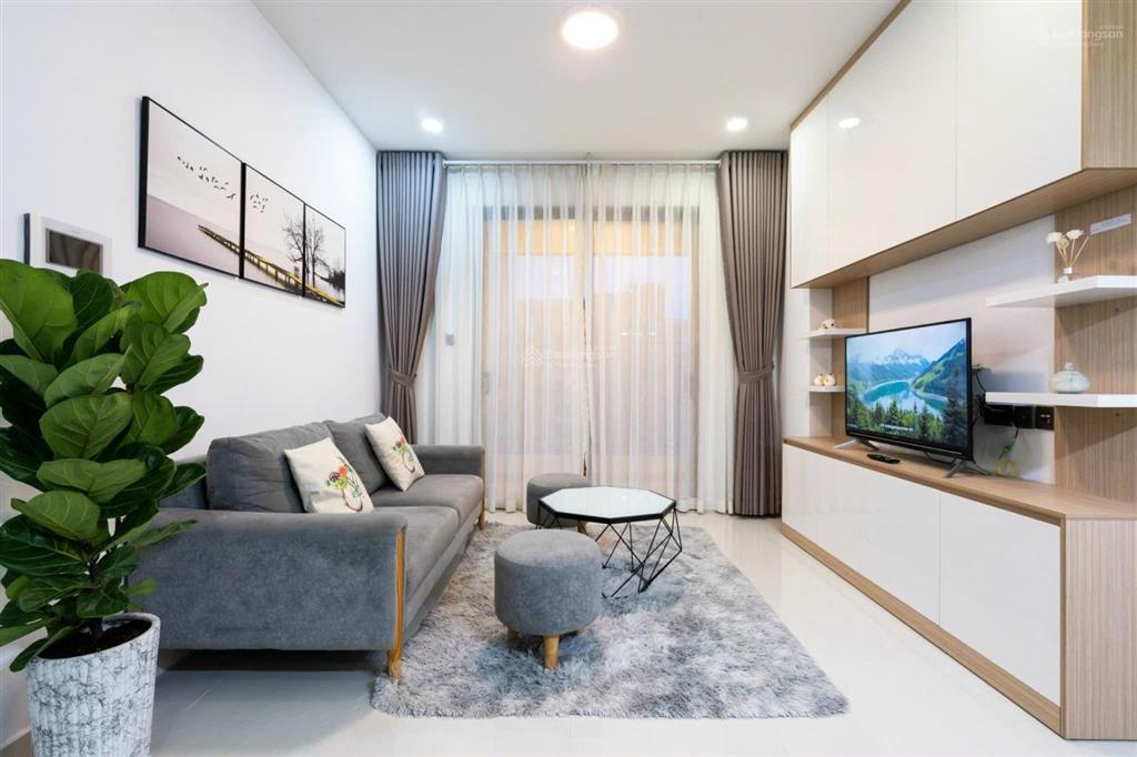 Chuyển nhượng căn hộ saigon royal 2pn 54m2 full nội thất, chỉ 6tỷ65   0777 673 ***