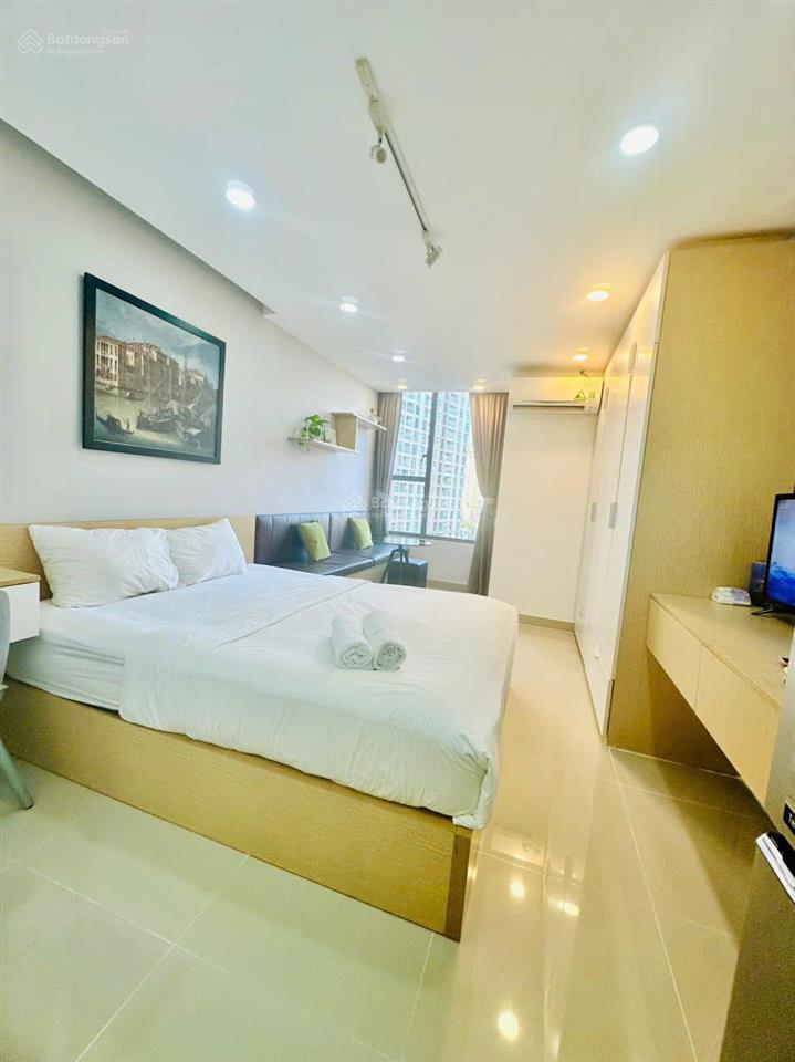 Cho thuê căn hộ river gate, quận 4, 26m2 studio, giá 12.5tr/th