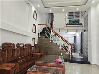 Cân chuyển nhượng nhà 3 tầng 1 tum....khu vuc ..k96.. điện biên phủ. ô tô..(5m...).quận.thanh