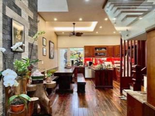 Nhà 4 tầng mặt tiền 5m5 trần đức thông. sát tòa tháp đôi sát biển sơn trà, đà nẵng công năng 5pngủ