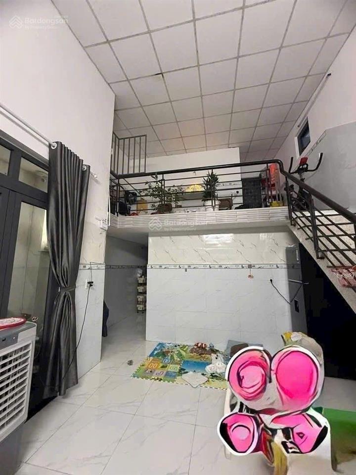 Hàng sụp hầm giá gần 3 tỷ. thương lượng nhẹ có căn nhà mê lửng  54m2, 2pn  2 toilet