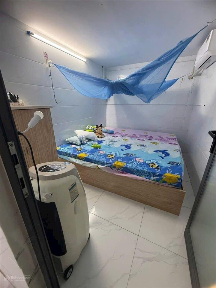 Hàng sụp hầm giá gần 3 tỷ. thương lượng nhẹ có căn nhà mê lửng  54m2, 2pn  2 toilet