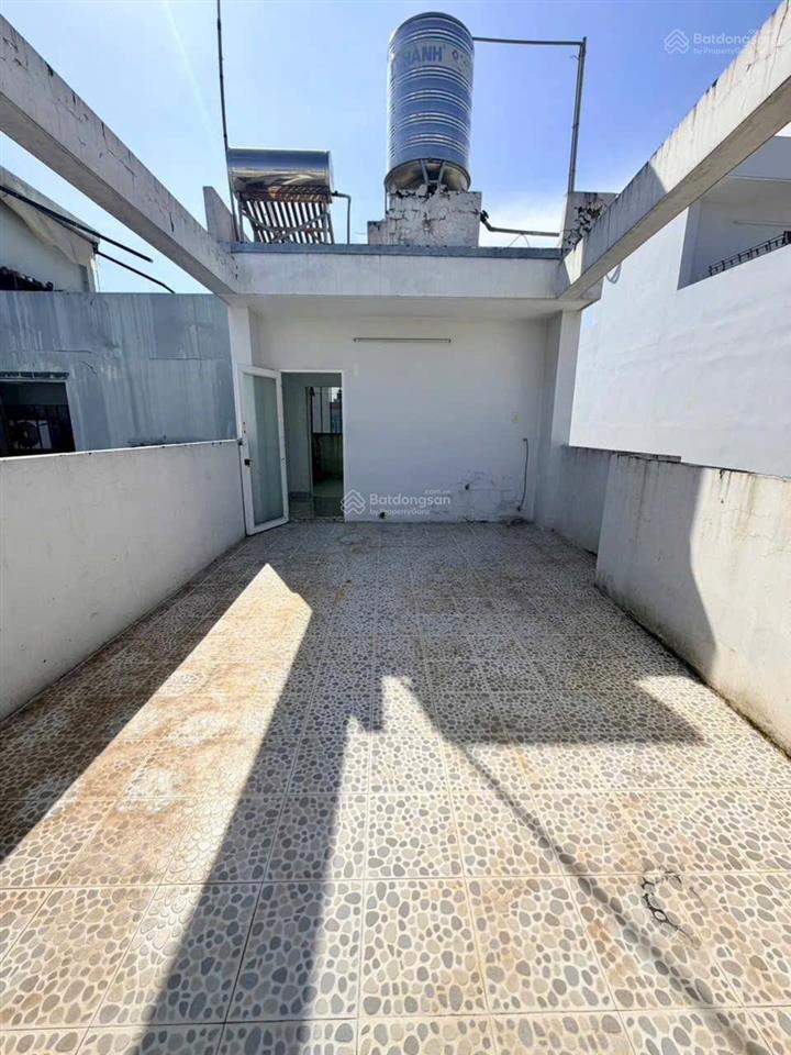 Bán nhà hẻm 6mét đường âu dương lân