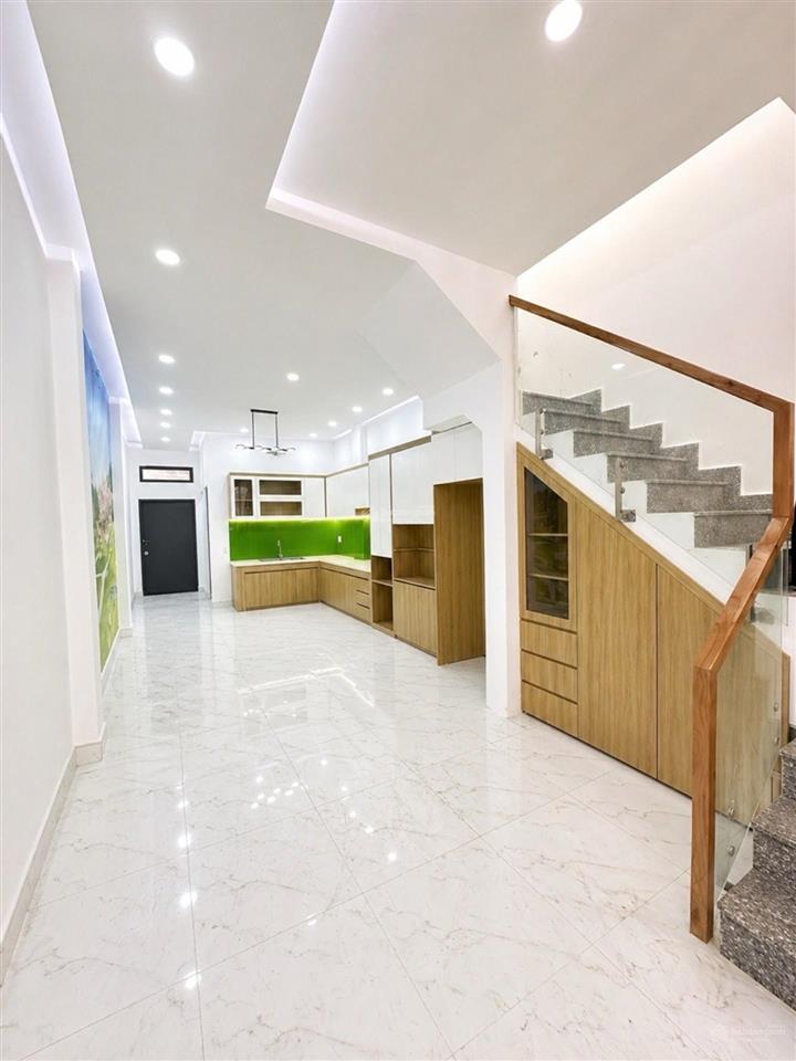 Mặt phố khu tên lửa  4x18.5m  3pn  đối diện bến xe miền tây  gần aeon mall tên lửa nhỉnh 7 tỷ