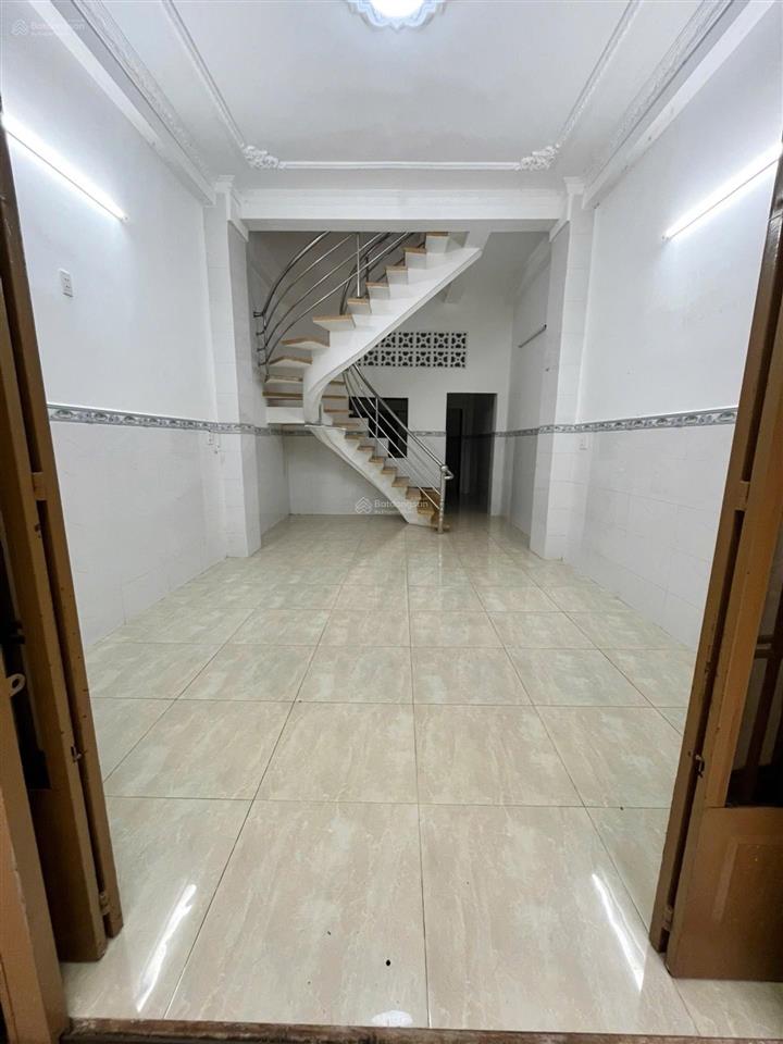 Bán nhà khu ẩm thực quận 6  cư xá phú lâm b  4x15m  3 tầng  hẻm xe tải  chỉ hơn 7 tỷ
