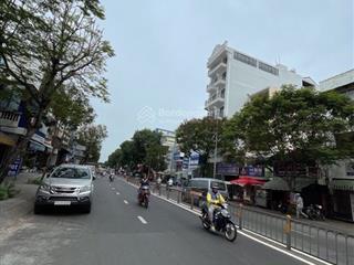 Bán gấp nhà góc 2 mặt tiền kd nguyễn văn luông  4,4x10m 2 tầng cho thuê 12,6 triệu  nhỉnh 5tỷ