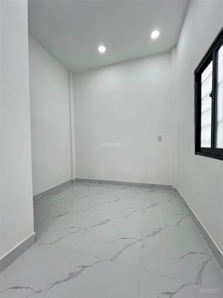 Chỉ 1.9 tỷ nhà 2 tầng trung tâm linh chiểu, tp. thủ đức dọn vào ở ngay.