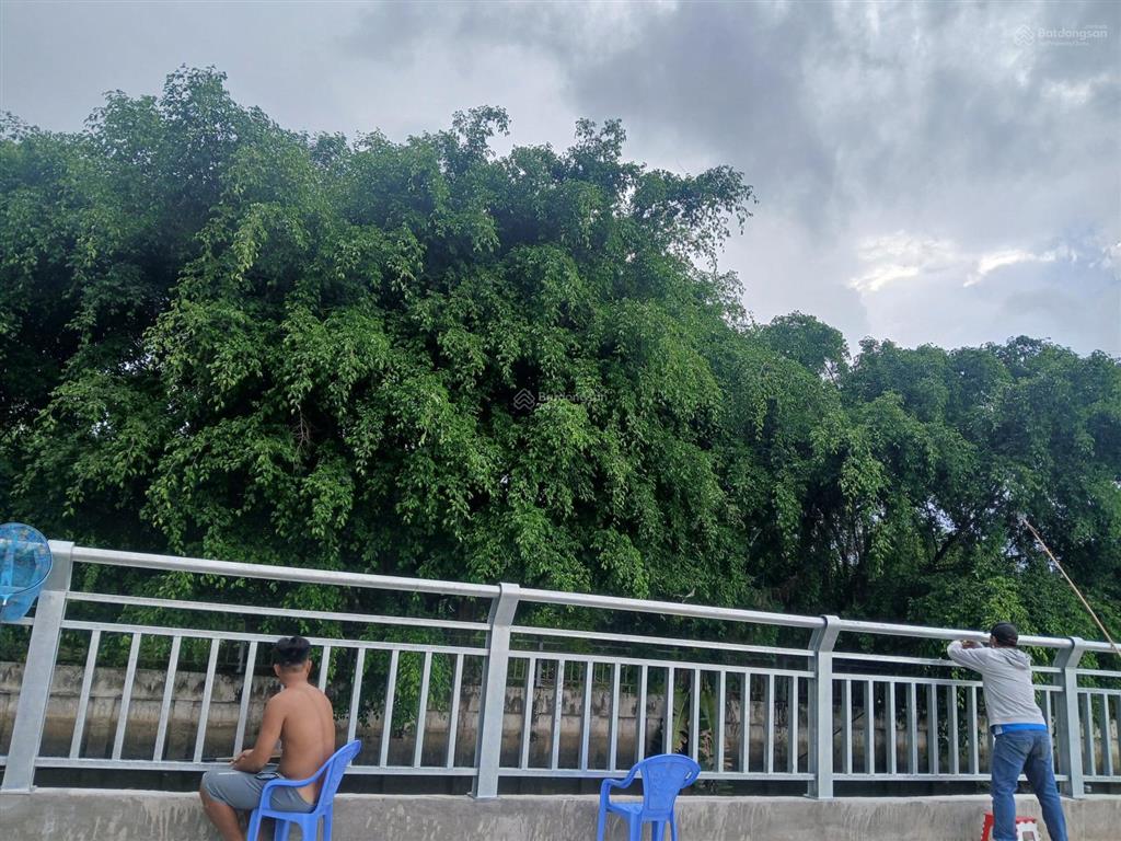 Ngô chí quốc, bình chiểu, thủ đức. em bán lô đất vừa view kênh, vừa view tuyến metro số 2 mới