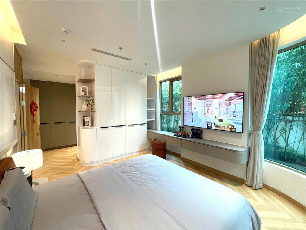 Cực hiếm  căn hộ cao cấp 2 phòng ngủ view sông hàn + bến du thuyền giá siêu tốt!!