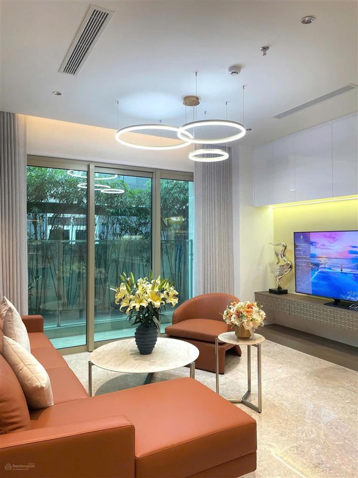 Cực hiếm  căn hộ cao cấp 2 phòng ngủ view sông hàn + bến du thuyền giá siêu tốt!!