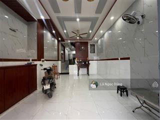 Bán nhà  2 tầng  4,5x 17  hẻm ô tô 6m  nằm trong khu vip tên lửa  giá chỉ 6+ tỷ xíu (th.lượng)