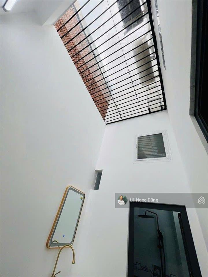 Bán nhà đường tên lửa (nối dài), 2 tầng, 4x18, hẻm xe tải 8m thông, giá nhỉnh 6 tỷ ( tl 9 chủ )