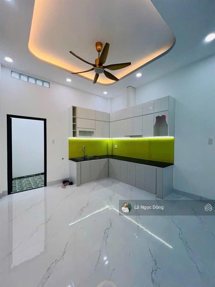Bán nhà đường tên lửa (nối dài), 2 tầng, 4x18, hẻm xe tải 8m thông, giá nhỉnh 6 tỷ ( tl 9 chủ )