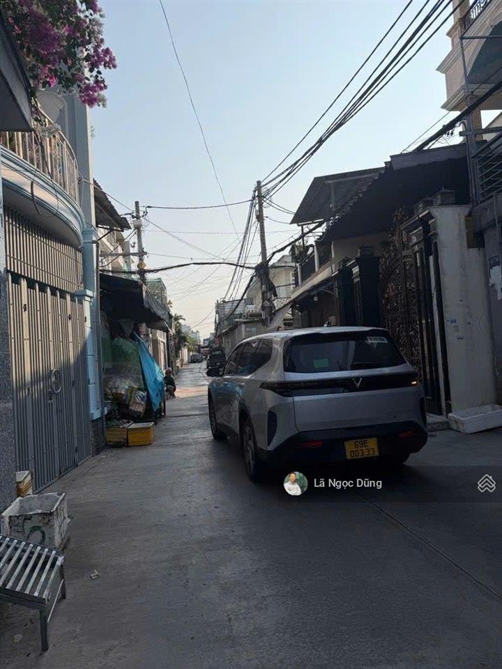 Bán nhà 3 tầng, 4,5x22, hxh 6m thông, đường bình long(ngay aeon), giá nhỉnh 6 tỷ ( tl 9 chủ )