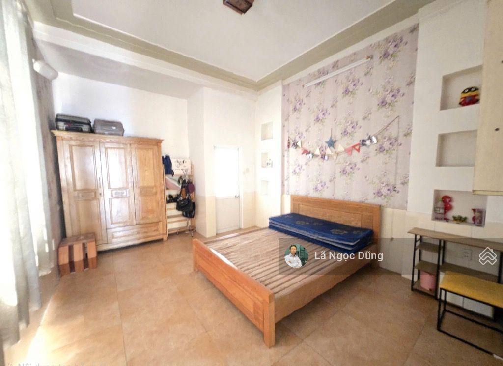 Bán nhà 3 tầng, 4,5x22, hxh 6m thông, đường bình long(ngay aeon), giá nhỉnh 6 tỷ ( tl 9 chủ )