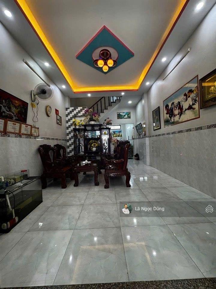 Gấp bán ! nhà 4 tầng, 4x15, hxh thông, đường bình long, giá nhỉnh 5 tỷ ( shr 9 chủ 1 đời )