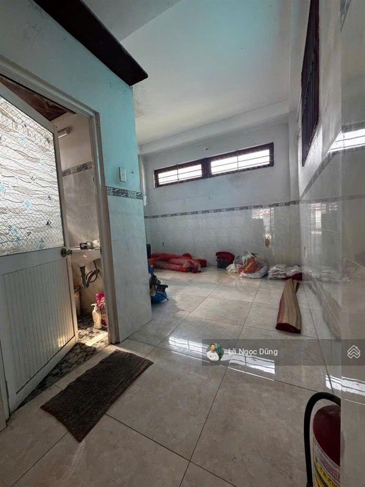 Gấp bán ! nhà 4 tầng, 4x15, hxh thông, đường bình long, giá nhỉnh 5 tỷ ( shr 9 chủ 1 đời )