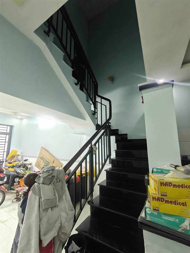 Bán nhà 2 tầng, bình tân, 4x13, hẻm 6m thông, gần hương lộ 2, nhỉnh 4 tỷ (9 chủ gấp bán)