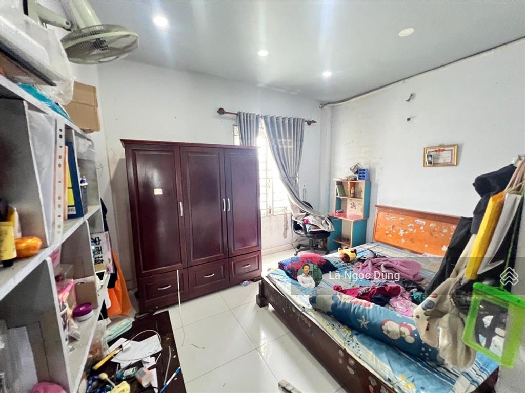 Bán nhà 3 tầng, f.bình trị đôngq.bình tân, 4x25, hẻm xe tải 6m thông, giá nhỉnh 7 tỷ ( tl 9 chủ )
