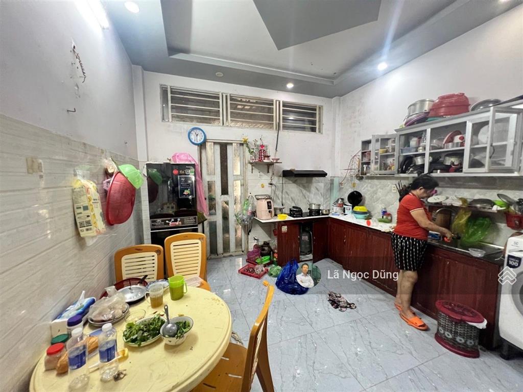 Bán nhà 3 tầng, f.bình trị đôngq.bình tân, 4x25, hẻm xe tải 6m thông, giá nhỉnh 7 tỷ ( tl 9 chủ )