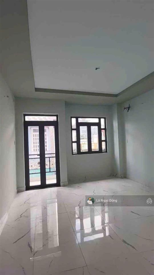 Bán nhà 4 tầng, 4x16m, hẻm ô tô thông thoáng, ngay ngã 4 bốn xã, đường hương lộ 2, giá 5.432 tỷ