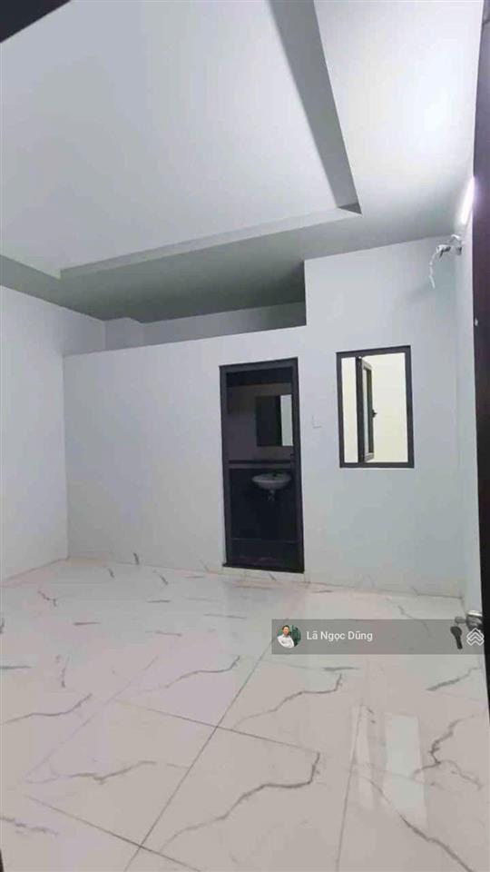 Bán nhà 4 tầng, 4x16m, hẻm ô tô thông thoáng, ngay ngã 4 bốn xã, đường hương lộ 2, giá 5.432 tỷ