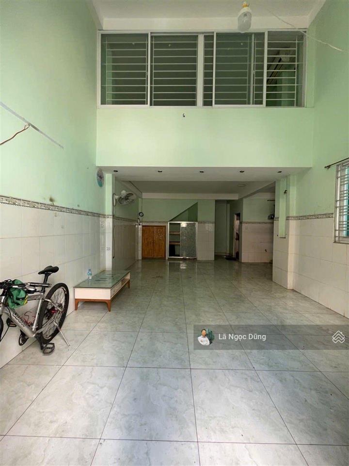 Bán nhà 3 tầng, ngang hiếm hơn 5m (nở đít), 83m2, hxh 4m thông, tỉnh lộ 10 (giáp q.6), 4.9 tỷ (tl)