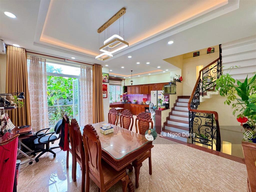 Biệt thự mini 4 tầng, 57m2, hxt 8m thông tứ tung, ngay trục đường lê văn quới, giá nhỉnh 5 tỷ (tl)
