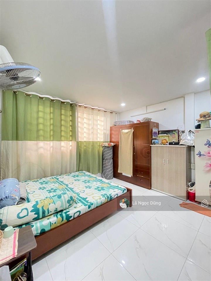 Nhà 3tầng, 66m2 dtsd, hẻm 4m thông thoáng, ngay trục đường tân hòa đông, tỉnh lộ 10, nhỉnh 2 tỷ(tl)