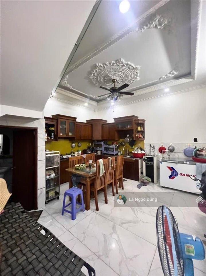 Bán nhà 4 tầng, 5,5x16, hẻm 7m thông, khu lê văn quớigò xoài, giá chỉ 6 tỷ 543 triệu 210 ngàn vnđ.