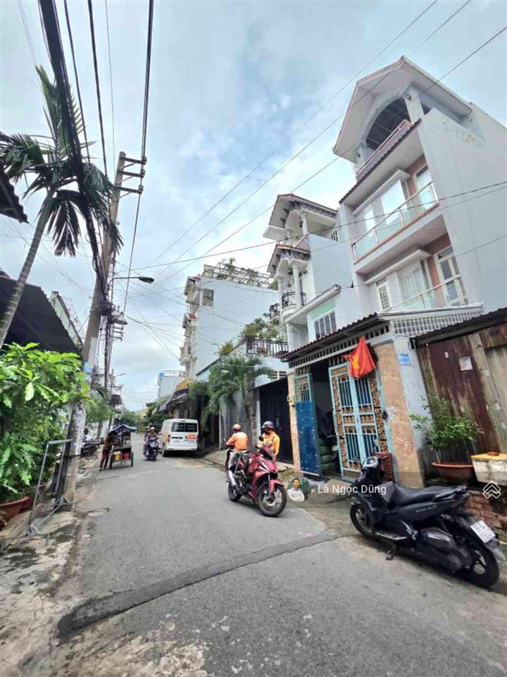 Nhà 5 tầng, 4x20, hxt tránh 8m thông, gần bv bình tân, ngay hương lộ 2  mã lò, nhỉnh nhẹ 7 tỷ (tl)